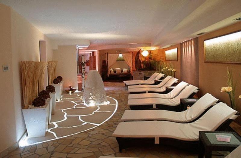 Rene Dolomites Boutique Hotel 博萨迪法萨 外观 照片