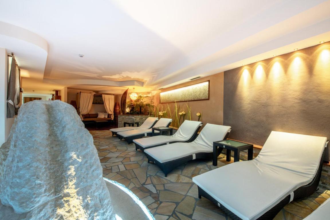Rene Dolomites Boutique Hotel 博萨迪法萨 外观 照片