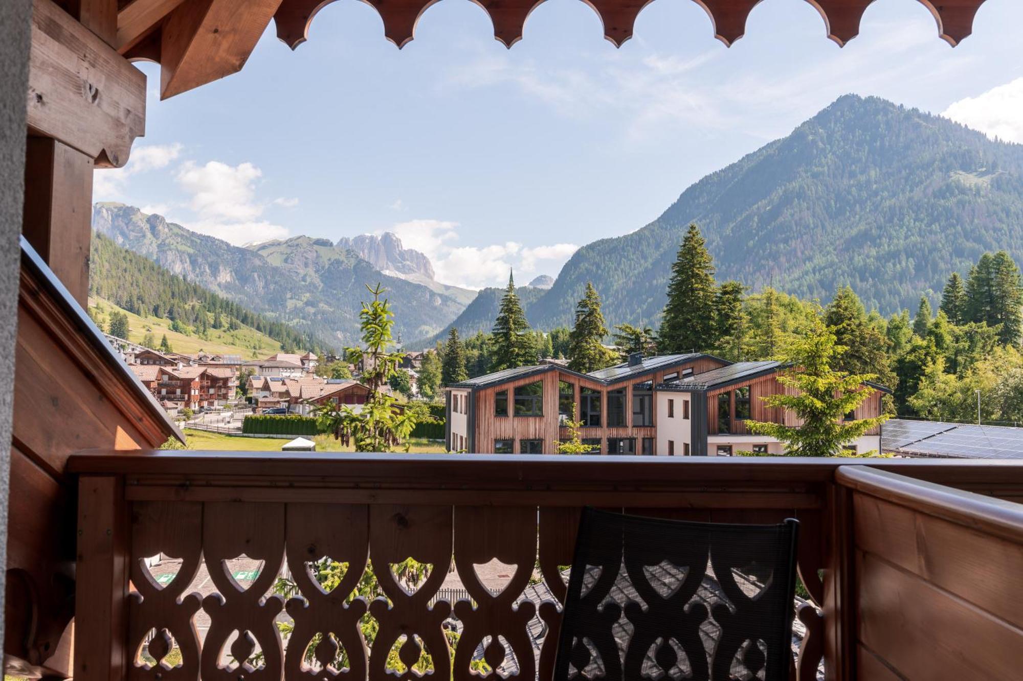 Rene Dolomites Boutique Hotel 博萨迪法萨 外观 照片