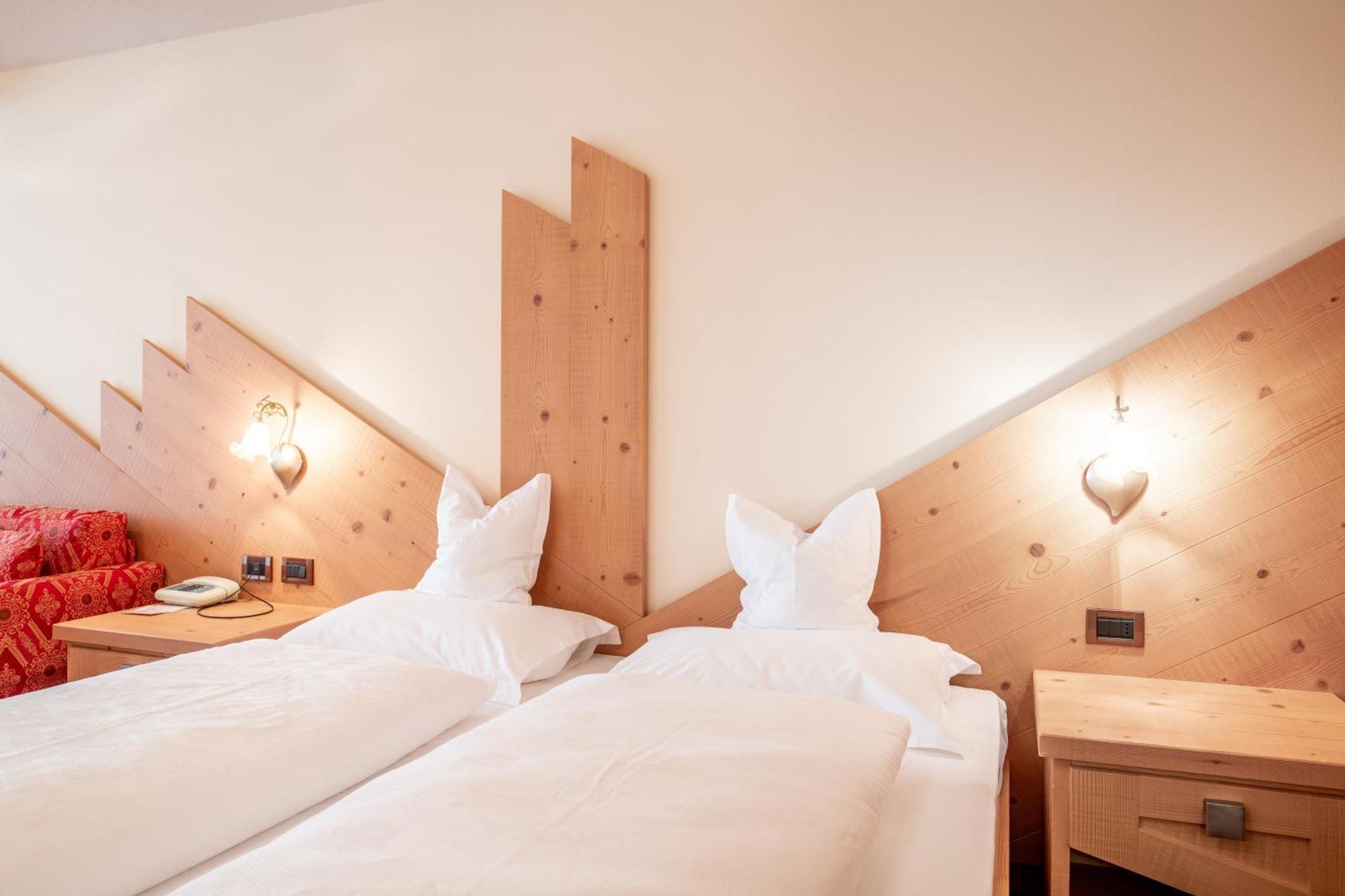 Rene Dolomites Boutique Hotel 博萨迪法萨 客房 照片