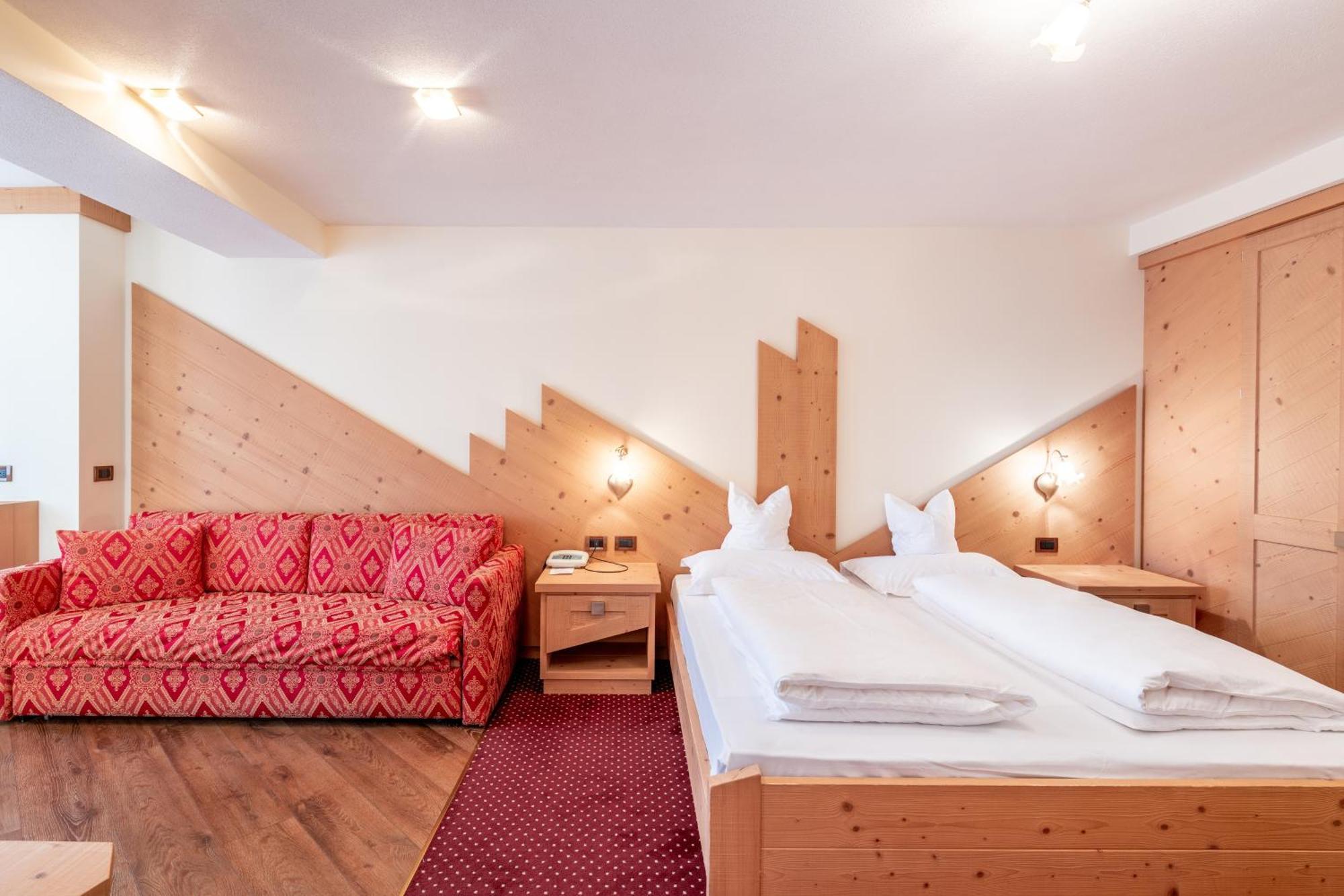 Rene Dolomites Boutique Hotel 博萨迪法萨 客房 照片