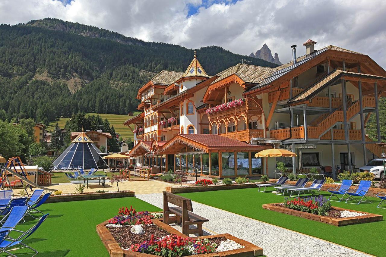 Rene Dolomites Boutique Hotel 博萨迪法萨 外观 照片