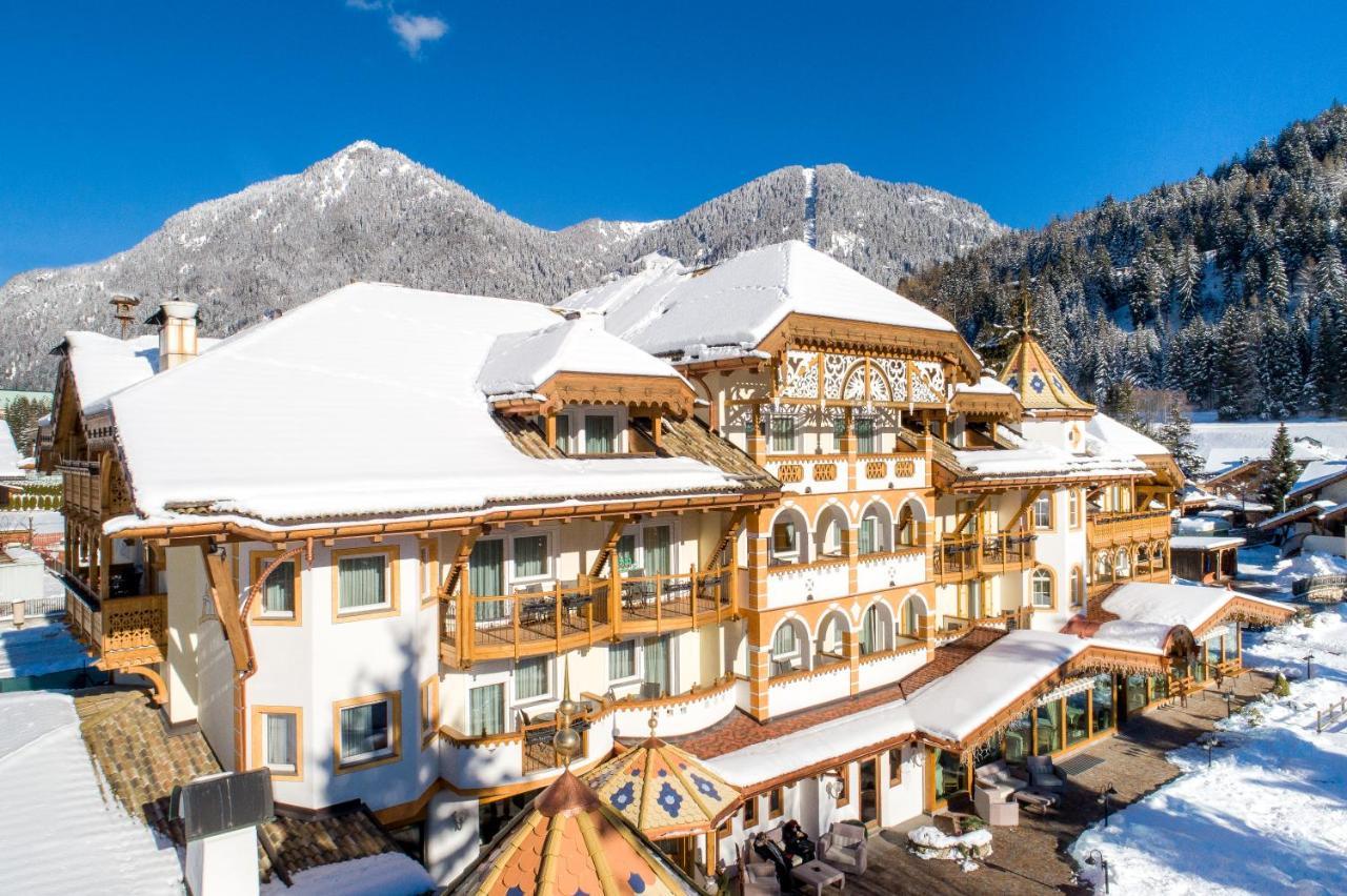 Rene Dolomites Boutique Hotel 博萨迪法萨 外观 照片